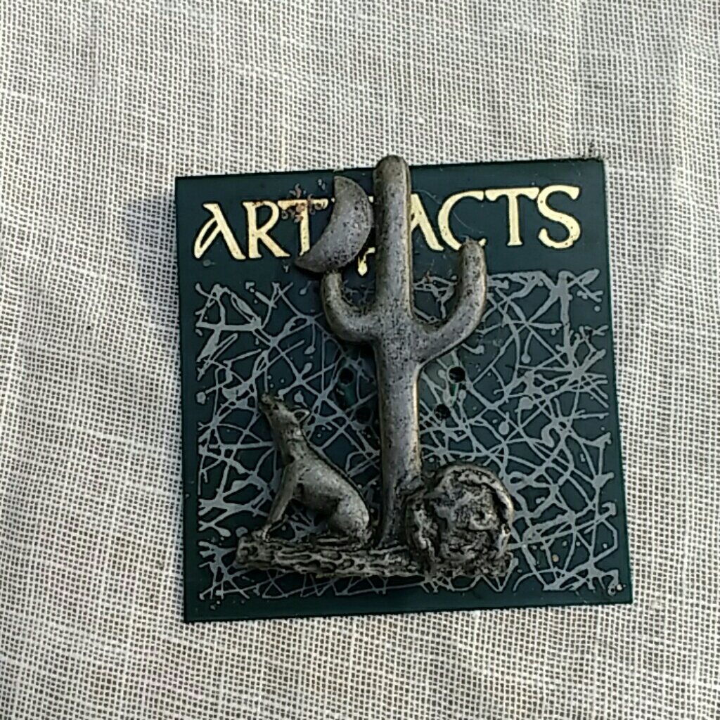 Artifacts Silver Wolf/Moon/Cactus Brooch